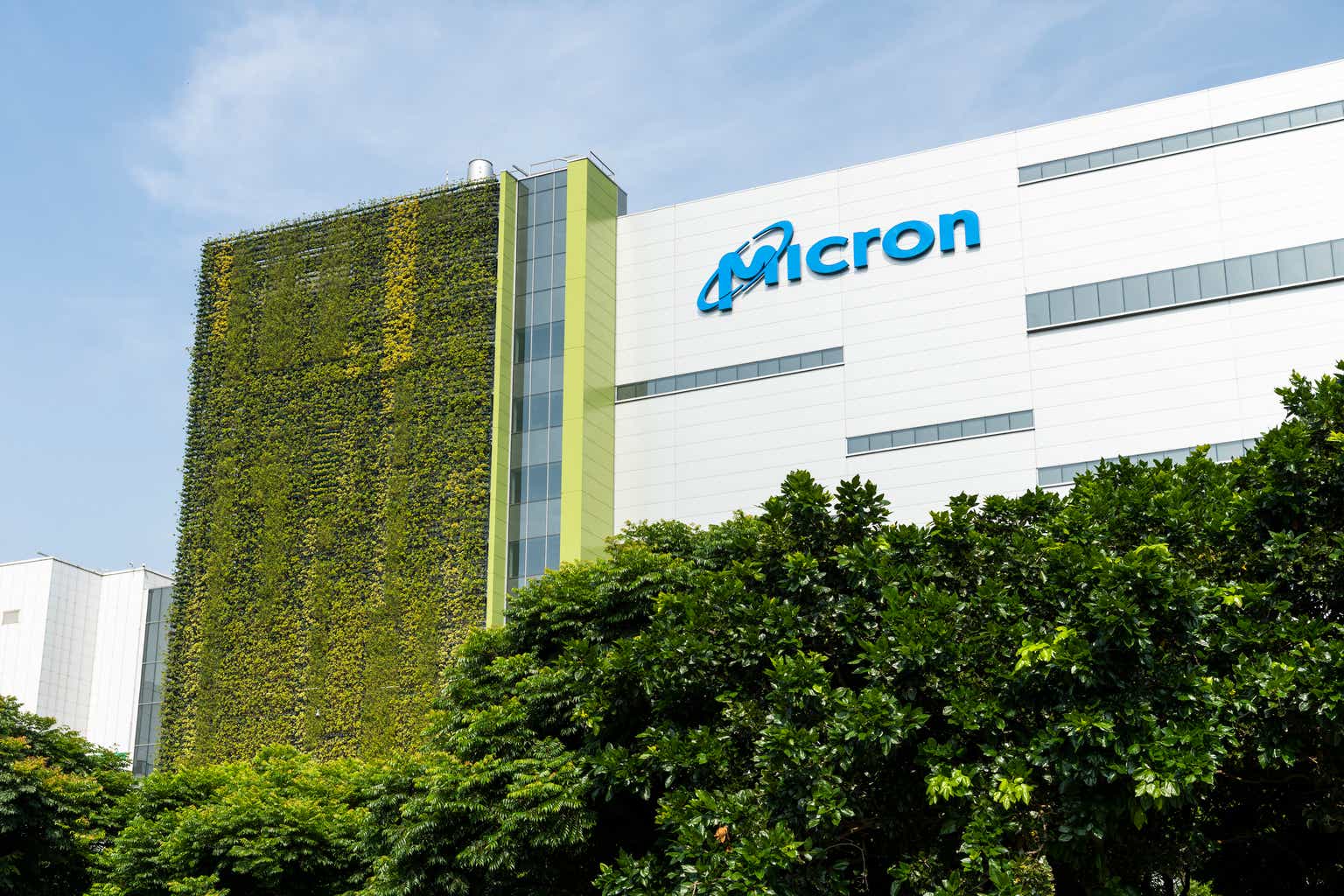 Micron: Recent dip does not reflect strengthening fundamentals