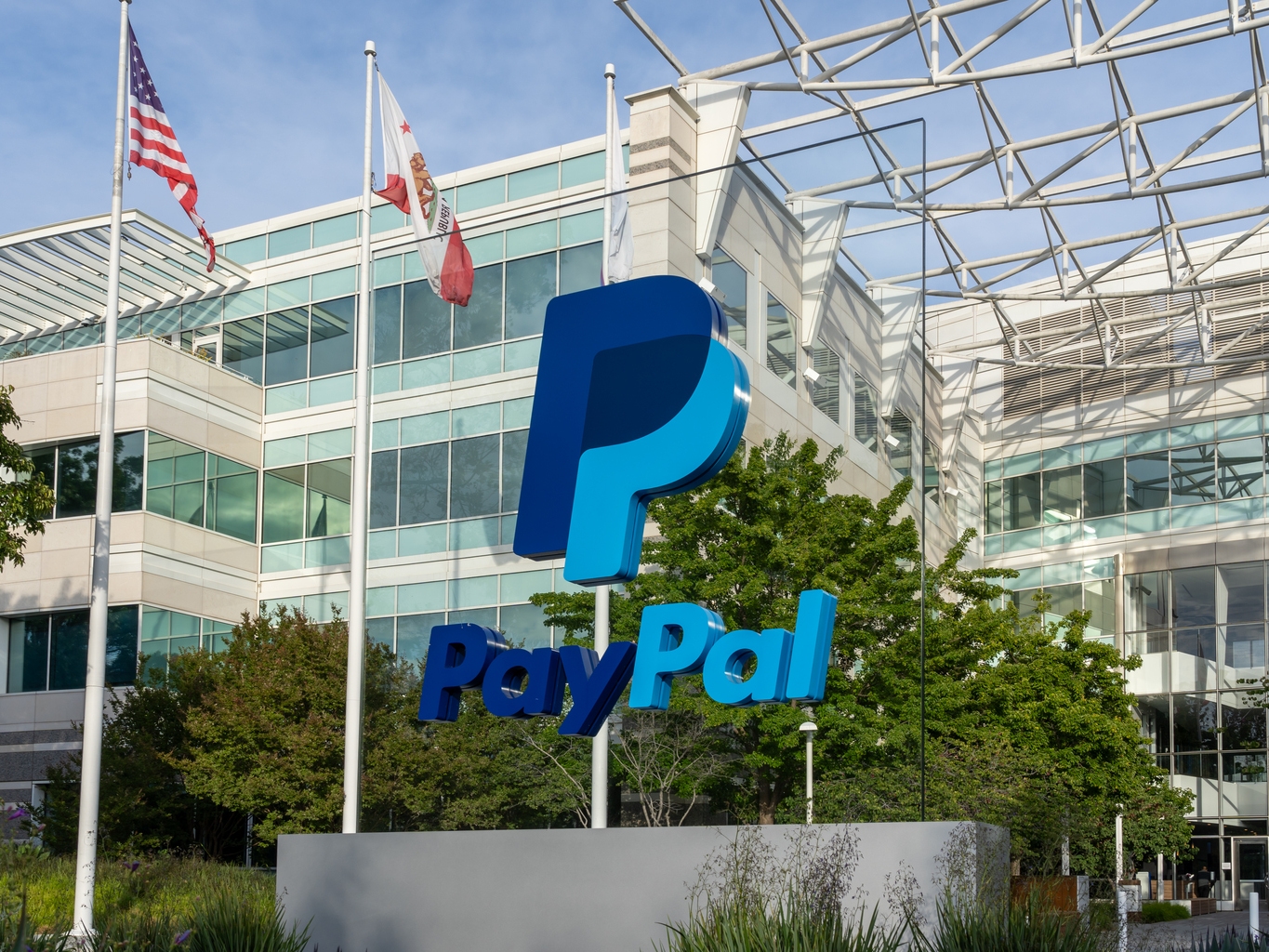PayPal: Writing It Off Could Be A Grave Mistake (Rating Upgrade)  (NASDAQ:PYPL) | Seeking Alpha