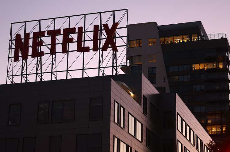 Netflix dips despite beating subscriber, financial forecasts with double-digit growth