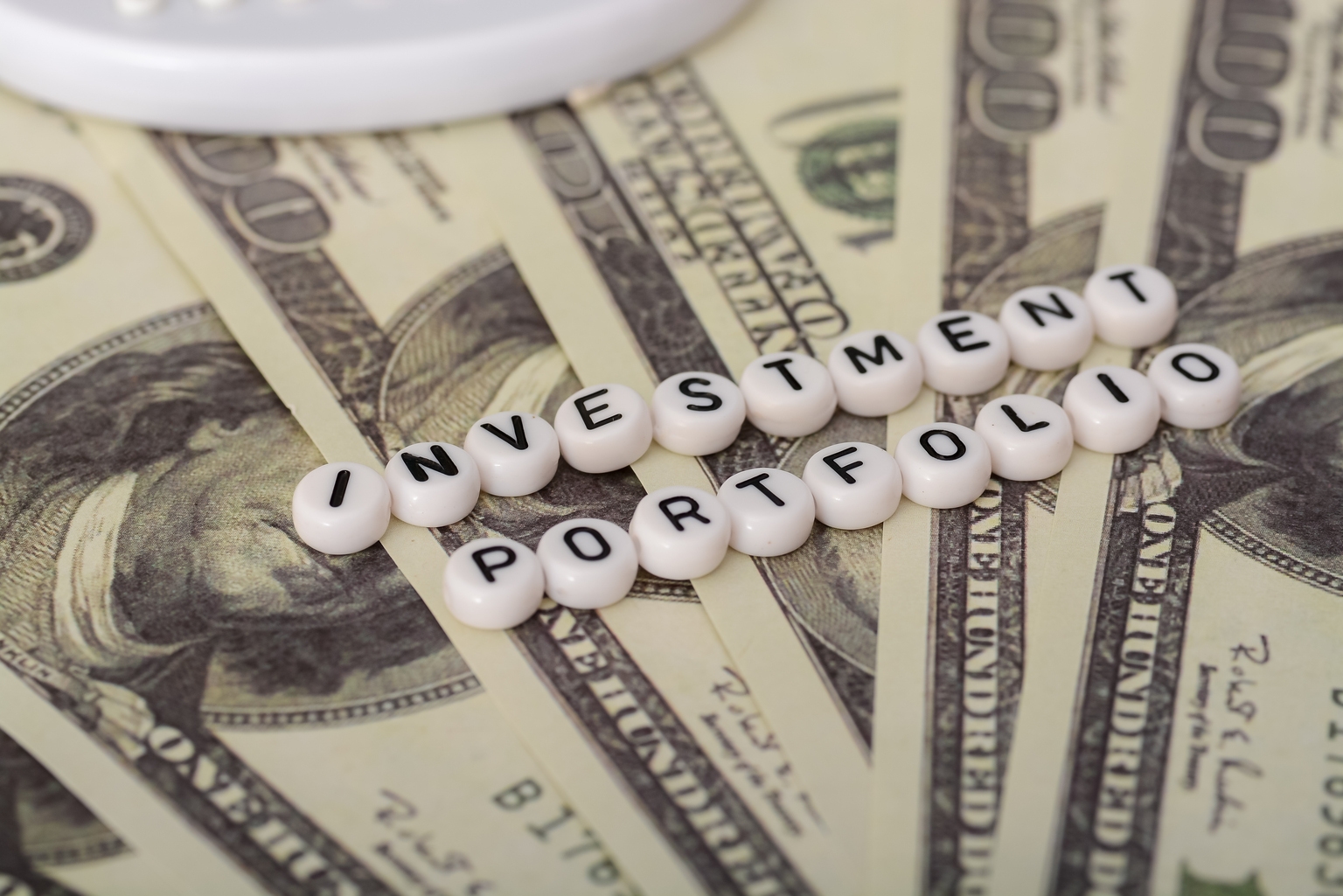 EMB: Solid Emerging Market Bond ETF, But Stronger, Cheaper Choices In The Market