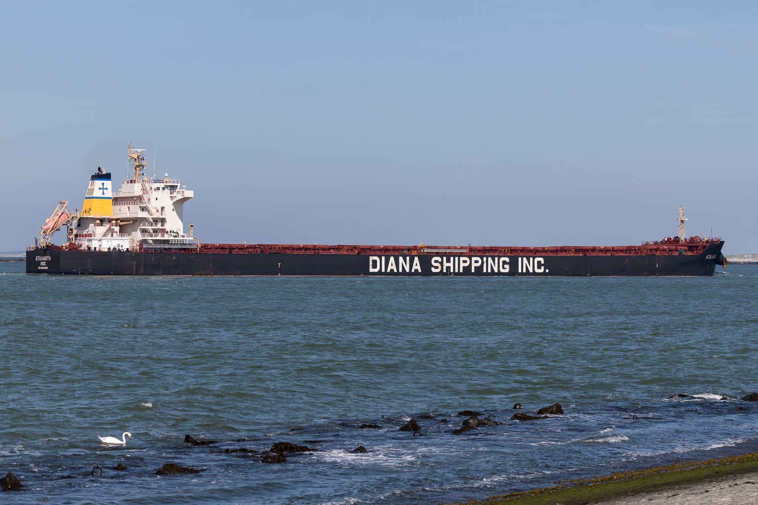 Diana Shipping: Buy On 13.6% Dividend Yield And Discounted Valuation (Rating Upgrade)