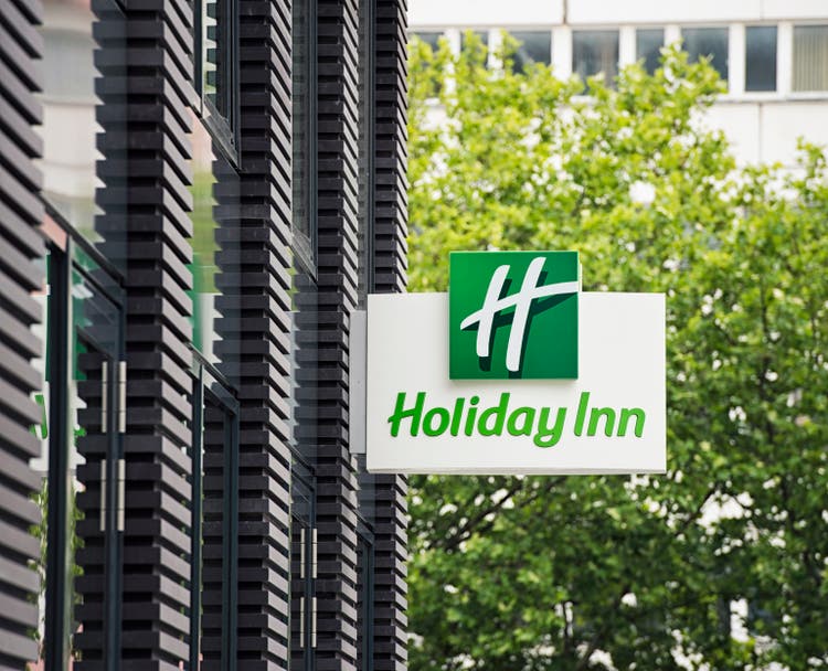 Holiday Inn Sign
