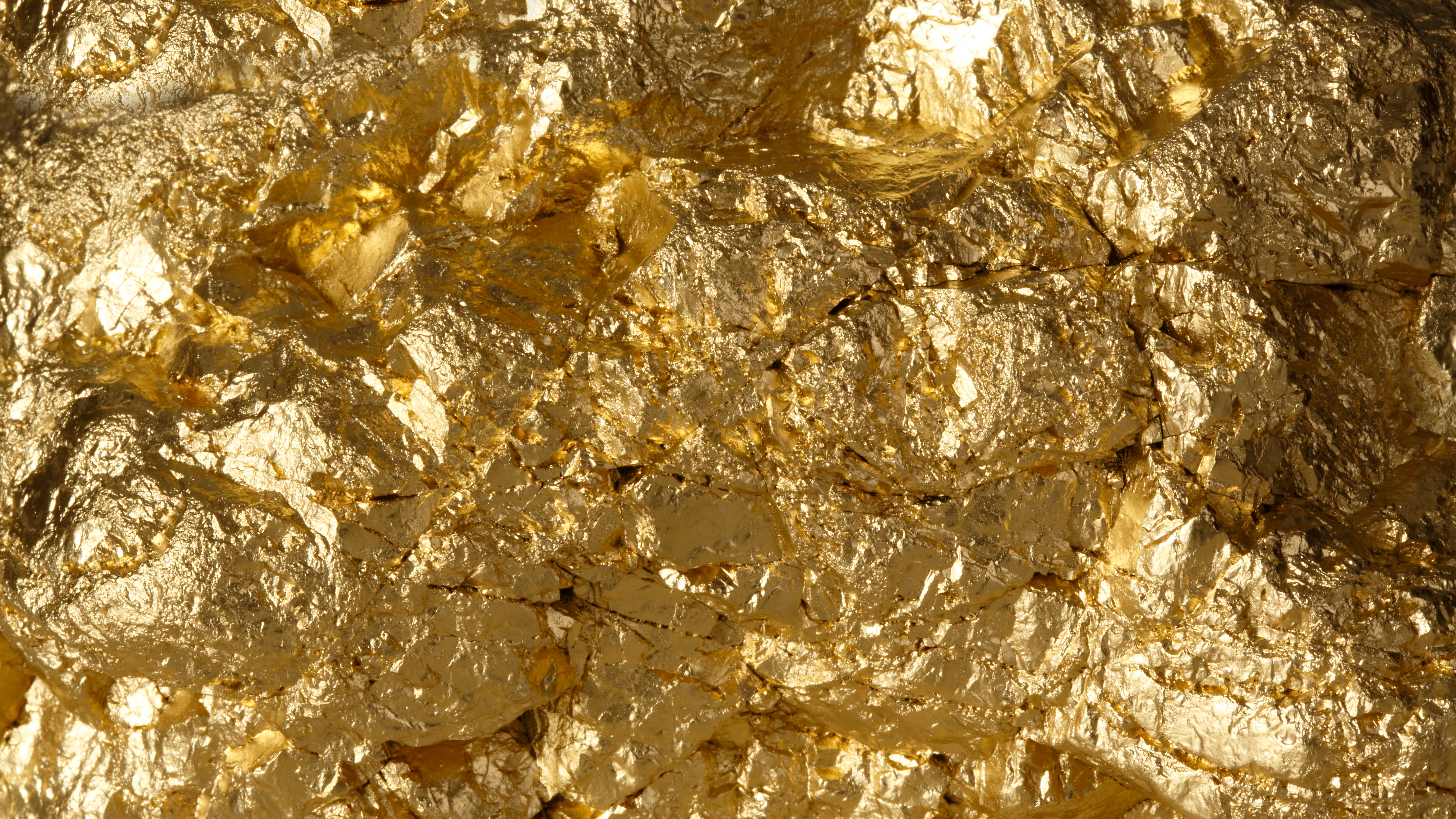 Золото сер 1. Самородное золото минерал. Золото текстура. Россыпь золота. Самородок золота.