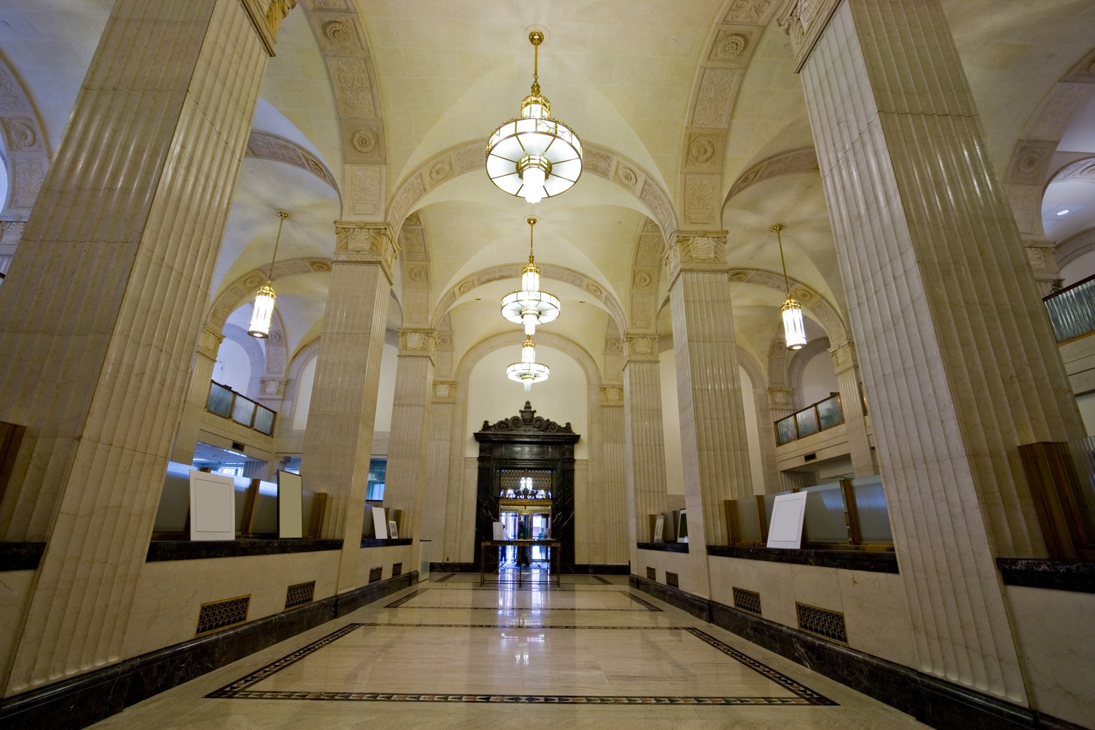 Royal Bank Of Canada: A Banking Royalty With A Robust Balance Sheet, But It’s Expensive