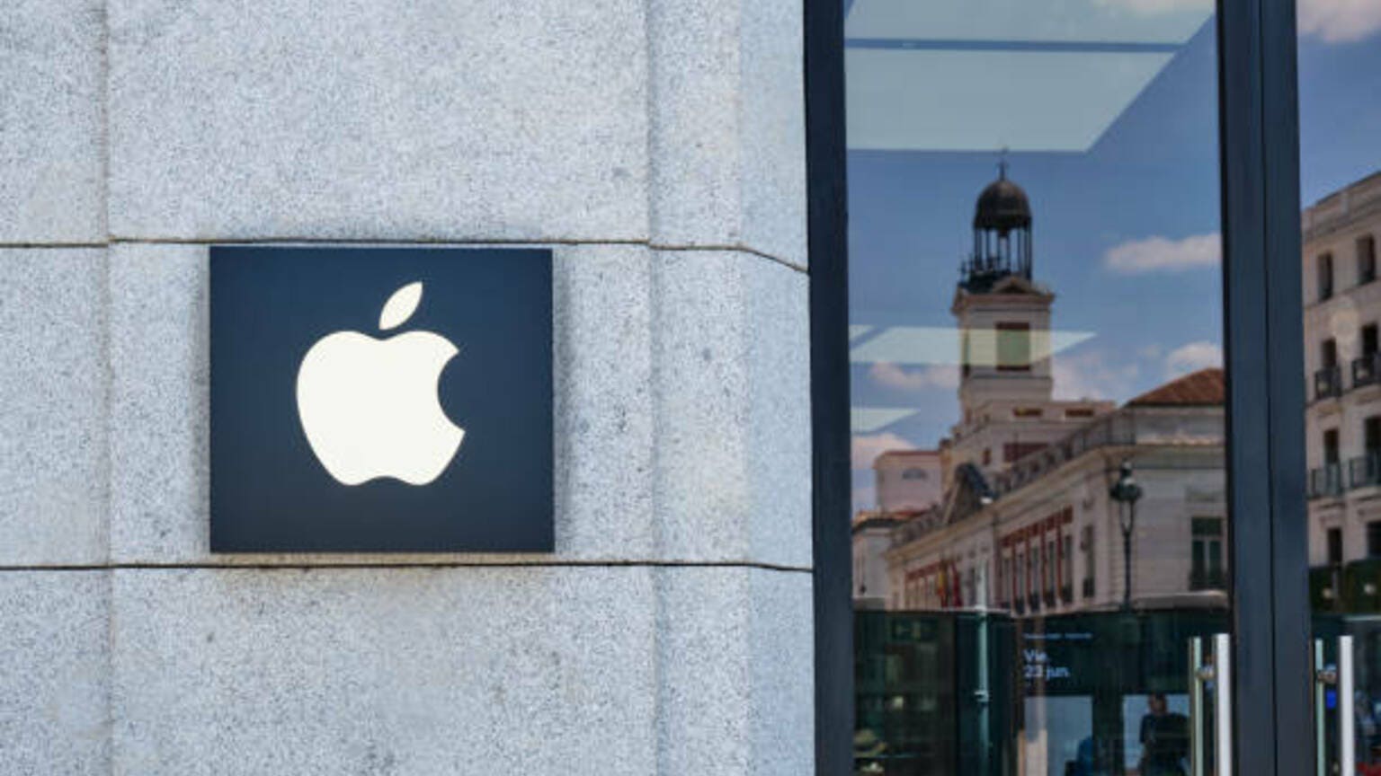 France antitrust watchdog fines Apple $162M for abusing dominant position ( AAPL:NASDAQ) | Seeking Alpha