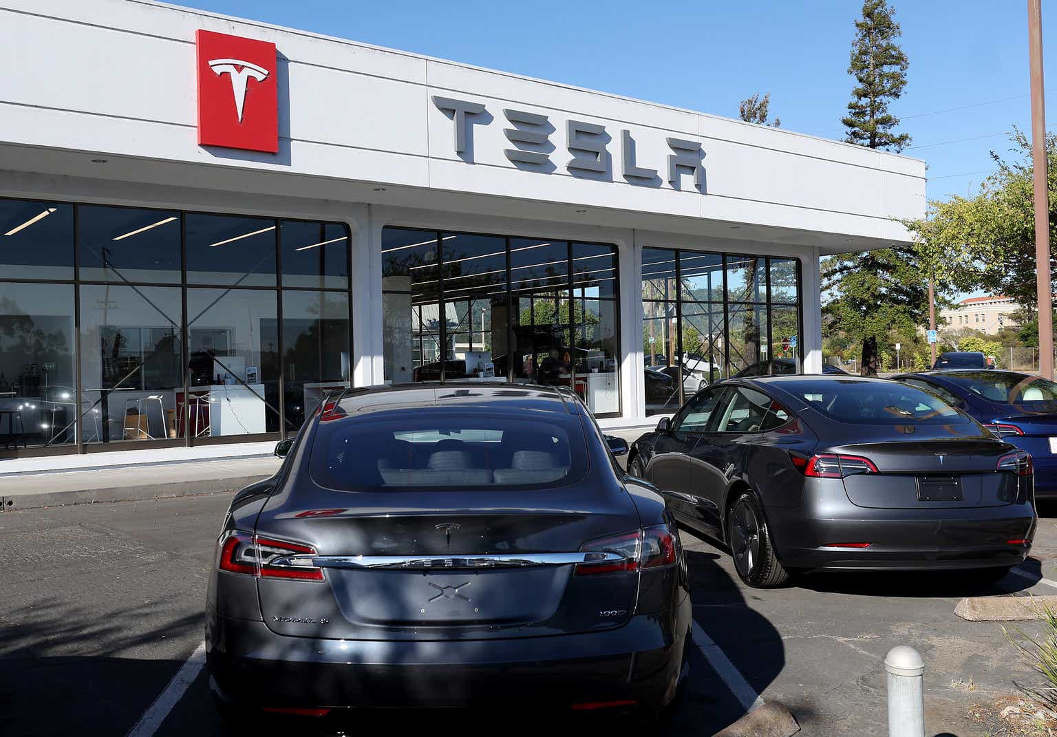 ‘A Brutal House’: Unhealthy Information For Tesla From Mercedes-Benz (NASDAQ:TSLA)