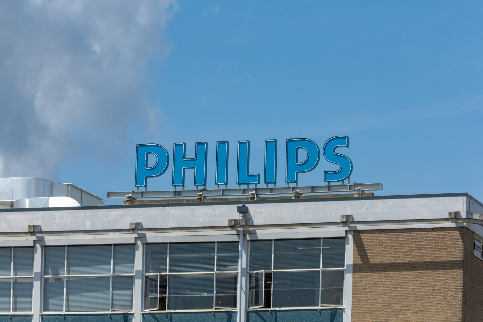 Philips Q3 Earnings: Getting More Attractive (Rating Upgrade) (NYSE:PHG ...