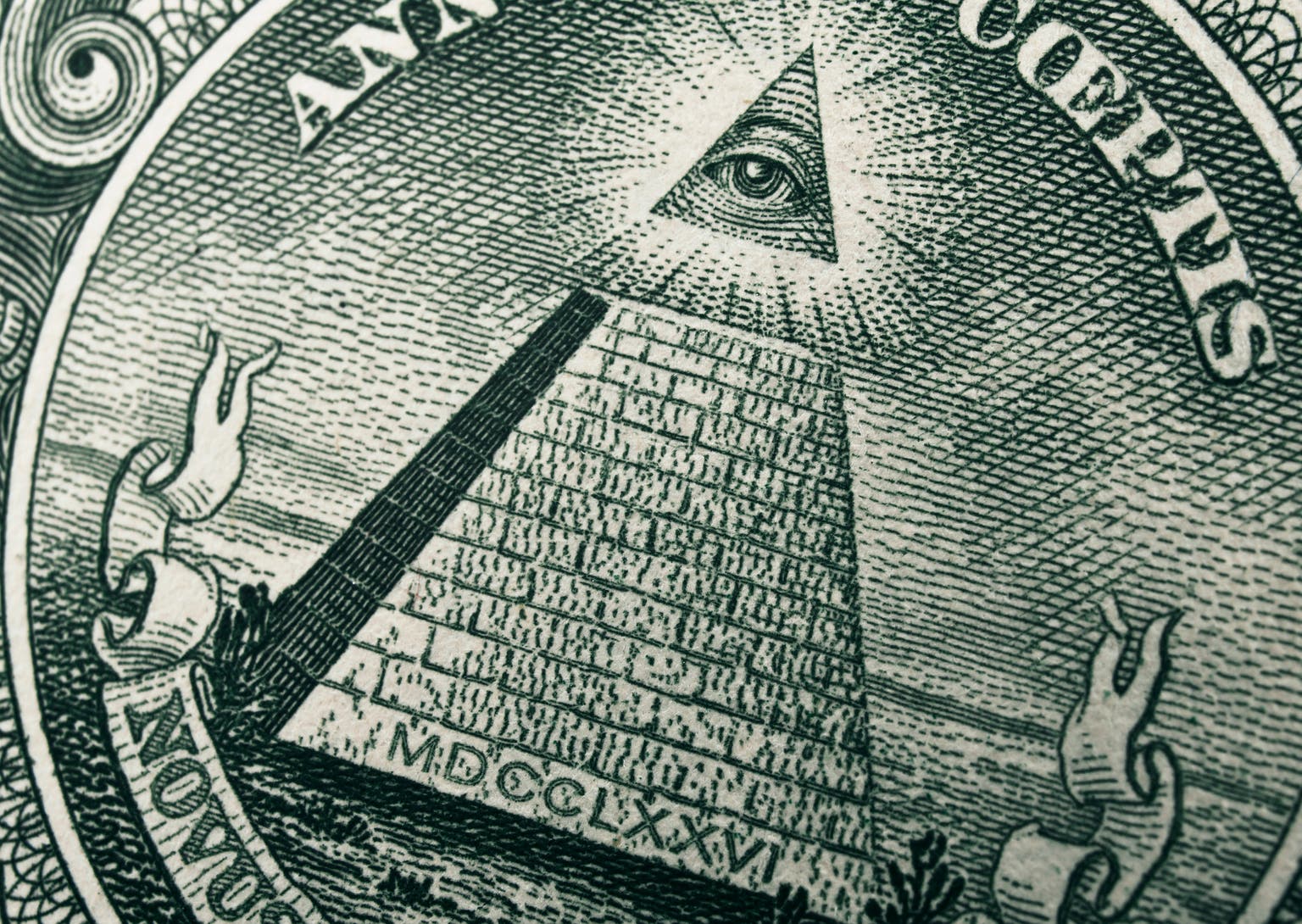 The Dividend Pyramid: 2 Income Giants Yielding 6% And 9% I'd Buy Hand Over Fist