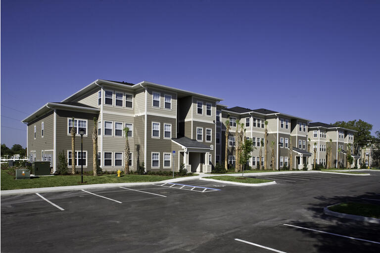 AvalonBay raises guidance for Q3 residential rental revenue (NYSEAVB