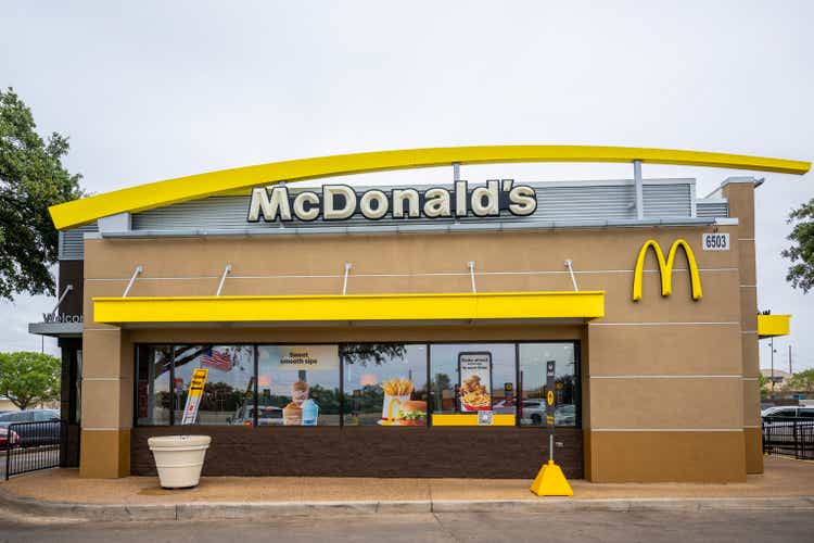 McDonald"s Reports 14 Percent Revenue Increase In Third Quarter Earnings