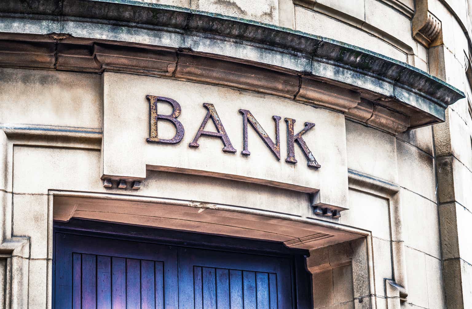 Pace Of U.S. Bank Branch Closures Picks Up In Q1 2025