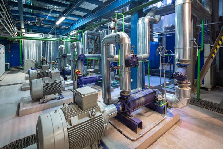 Steam boiler high-pressure pumps in a biofuel cogeneration plant