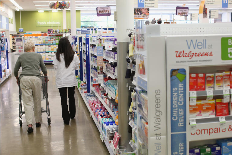 Walgreens will raise minimum wage to 15/hour by November 2022