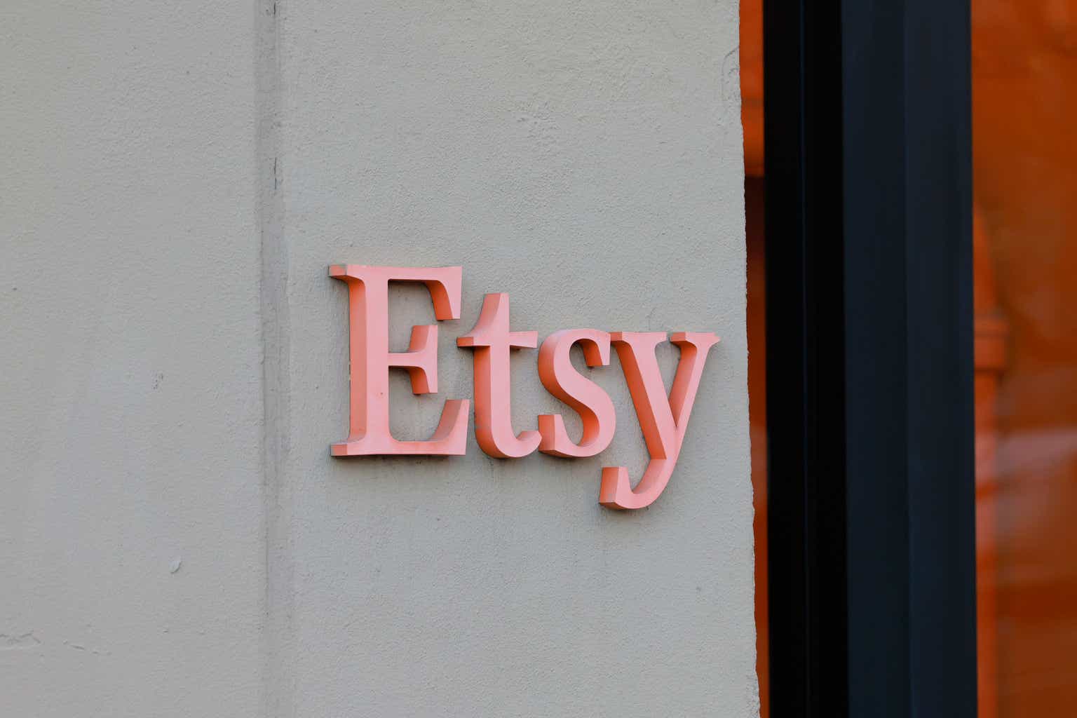 Etsy Revenue Growth Seems To Slow Down Too Much To Support The