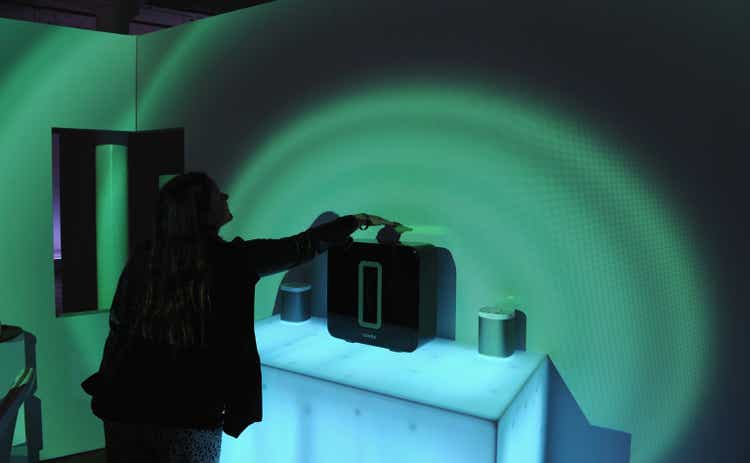 Sonos Exhibition "Play - A Visual Music Experience"
