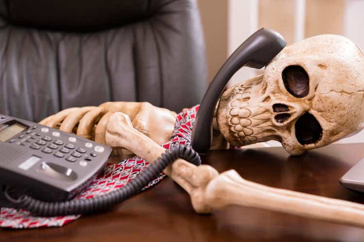 Business: Man died while waiting "on hold." Office phone.