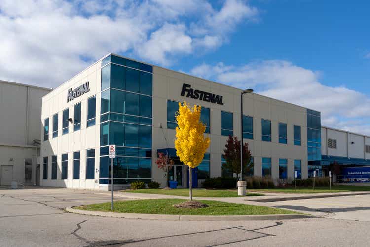 Fastenal MRO Play Trading At A Substantial Premium (NASDAQFAST