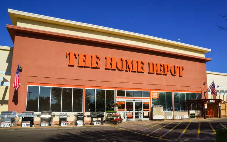 Facade of the store with the inscription "The Home Depot" in the suburbs of Phoenix, Arizona USA