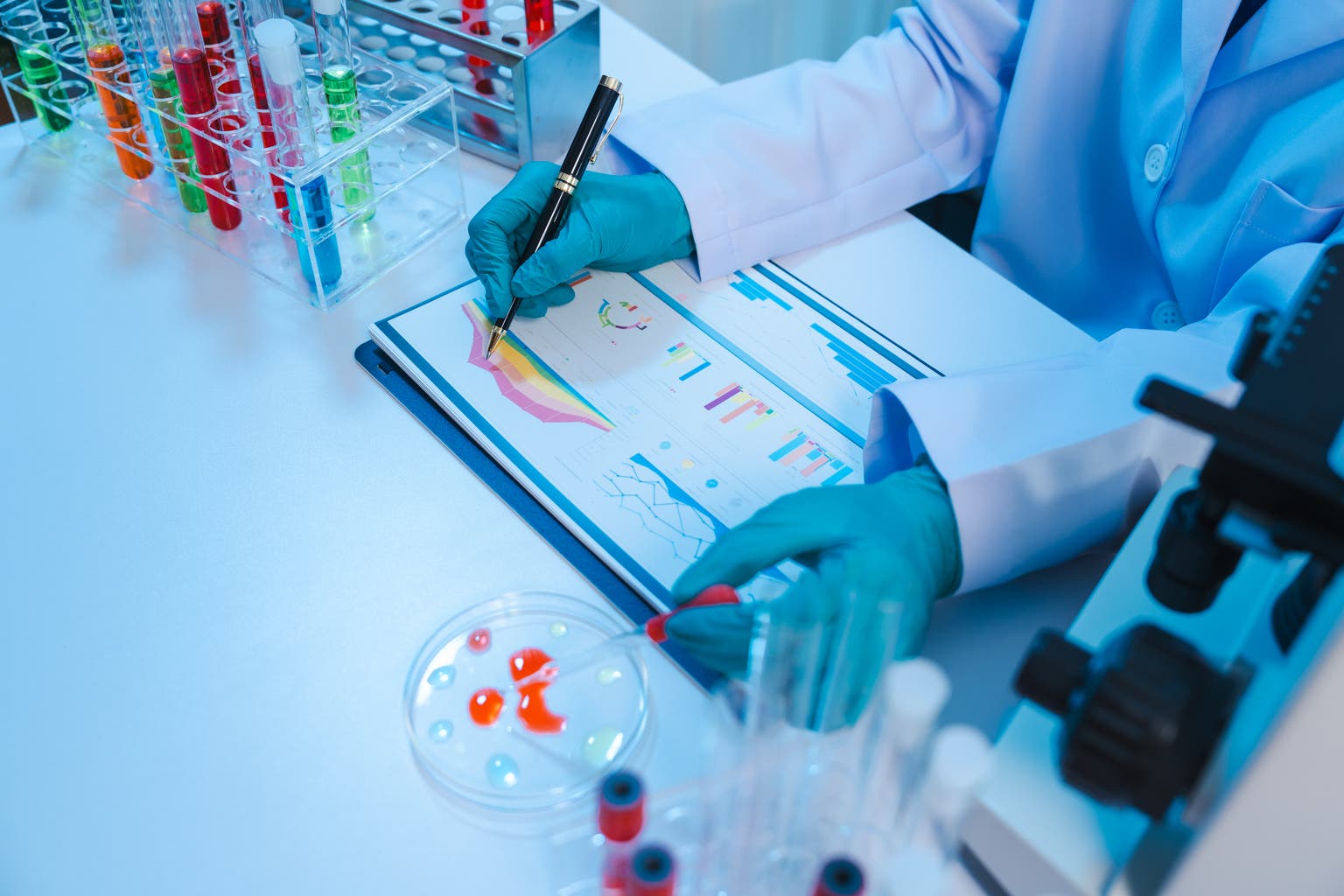 AbCellera Biologics: The Dilemma Of A Promising Pipeline Alongside Cash Burn