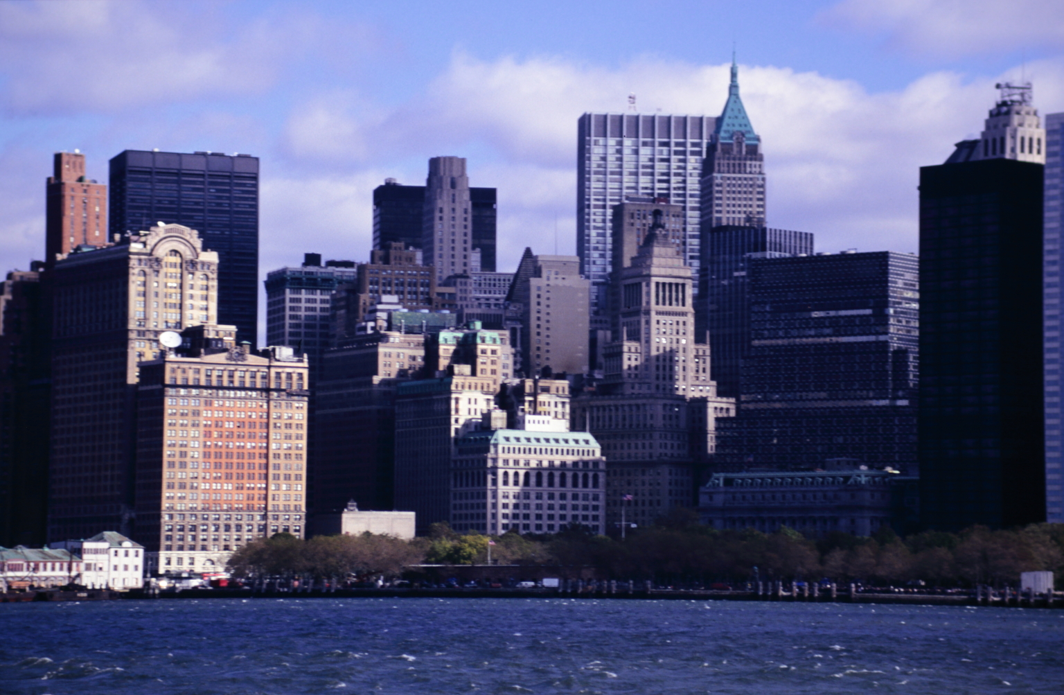 seekingalpha.com - Mike Zaccardi - KCE: Why Capital Markets Stocks Are Still Strong & On Breakout Watch (NYSEARCA:KCE)