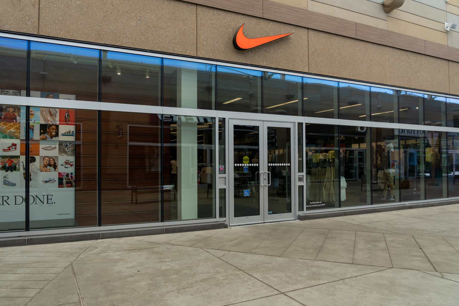 Nike: A Cheap Turnaround Play With A Growing Dividend