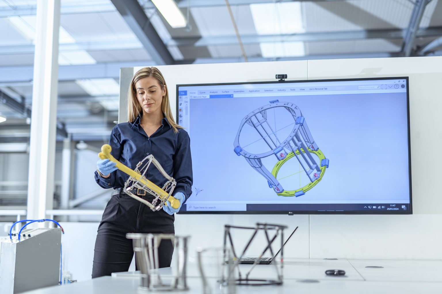 seekingalpha.com - Bert Hochfeld - Figma: Can Anything Positive Be Said About A 60% Drawdown? (NYSE:FIG)