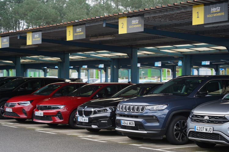 Hertz rent a car