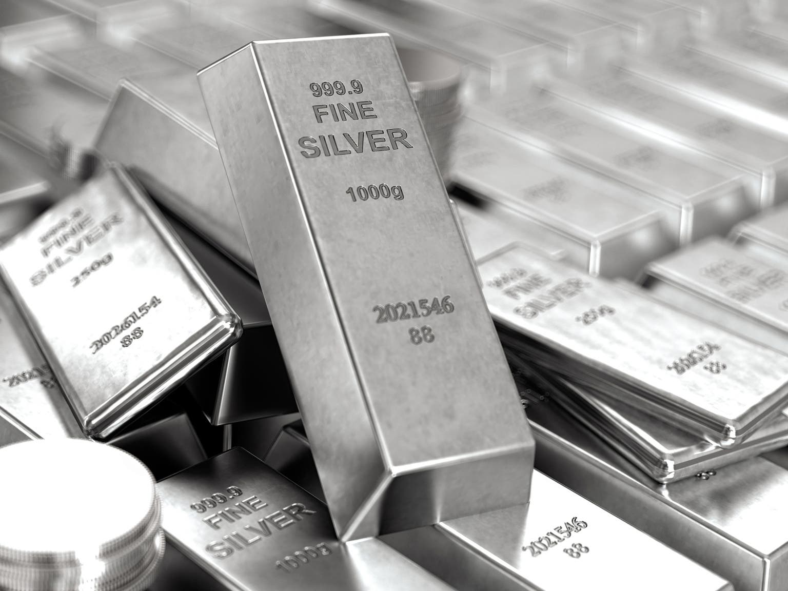 Silver Price Holds Around 14-Year High On Tariff-Driven Safe Haven Demand (Technical Analysis)