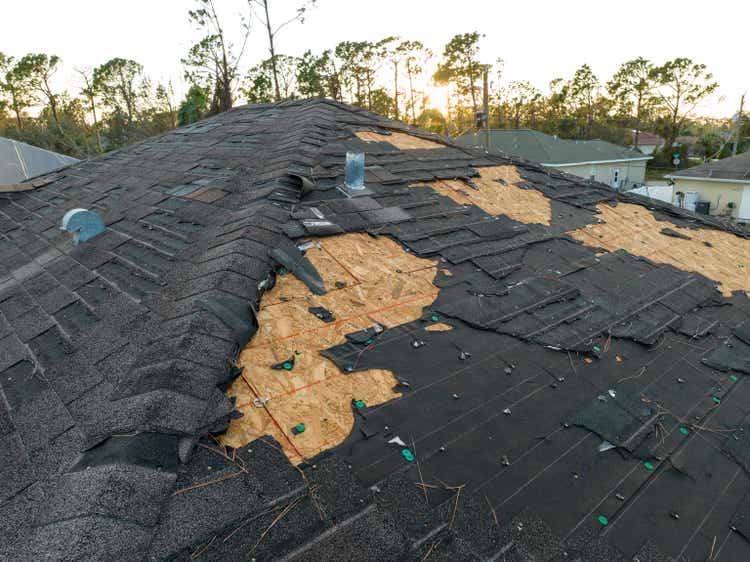 Natural disasters and their effects. Hurricane Ian destroys roofs in Florida homes.