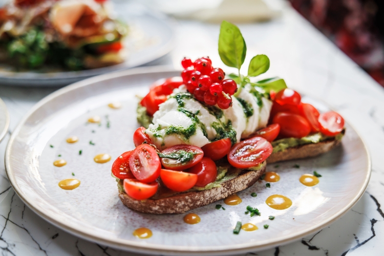Gourmet Tomato Mozzarella Toast Delight