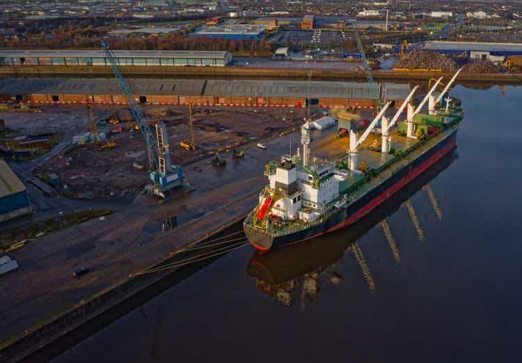 Bulk carrier on the River Clyde in Glasgow