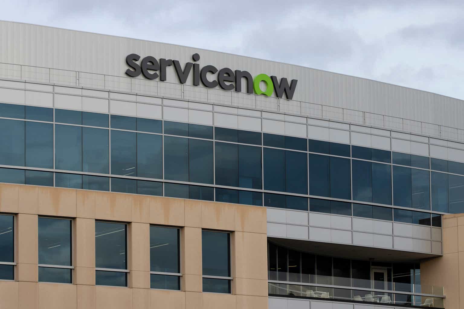 Wall Street Breakfast Podcast: ServiceNow Eyes Biggest Deal