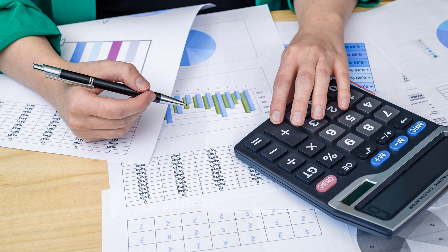 Baron Real Estate Fund Q3 2025 Shareholder Letter (Mutual Fund:BREFX) |  Seeking Alpha