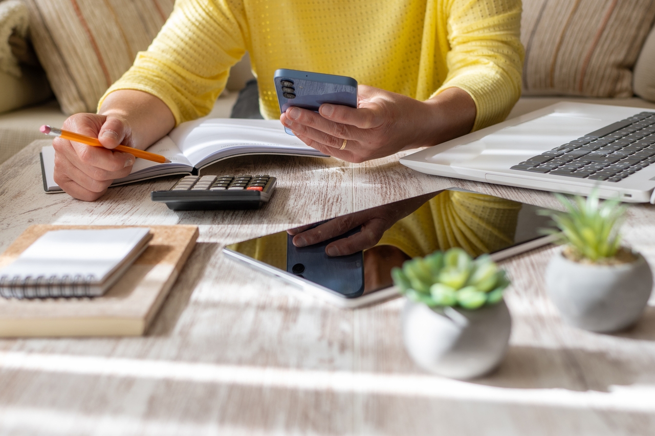 U.S. Lower And Middle Classes Shrinking Over Time As More Households Earn Higher Incomes