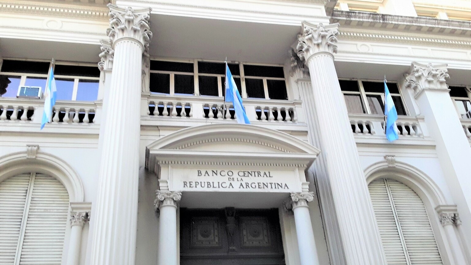Argentina is still $2.4B short on January bond payments - report  (ARGT:NYSEARCA) | Seeking Alpha