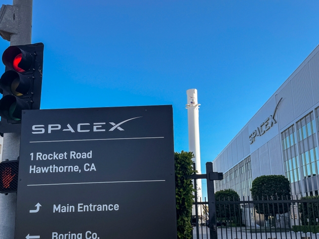 SpaceX lands bullish ratings from Morgan Stanley and Goldman Sachs (SPCX:NASDAQ)