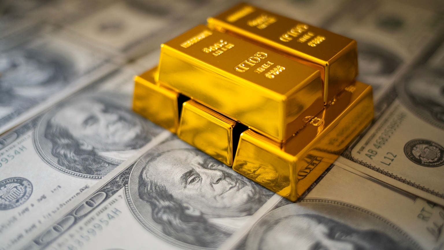 GLD Vs. IAU: I Prefer IAU After U.S. Credit Rating Downgrade (NYSEARCA:GLD)  | Seeking Alpha