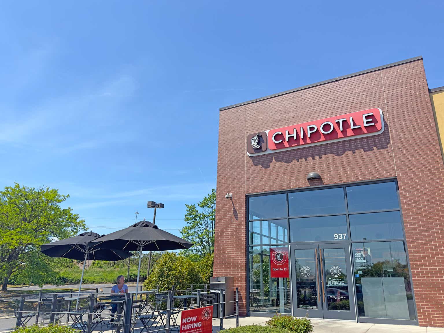 Alsea: Wraps Chipotle Into Its Portfolio