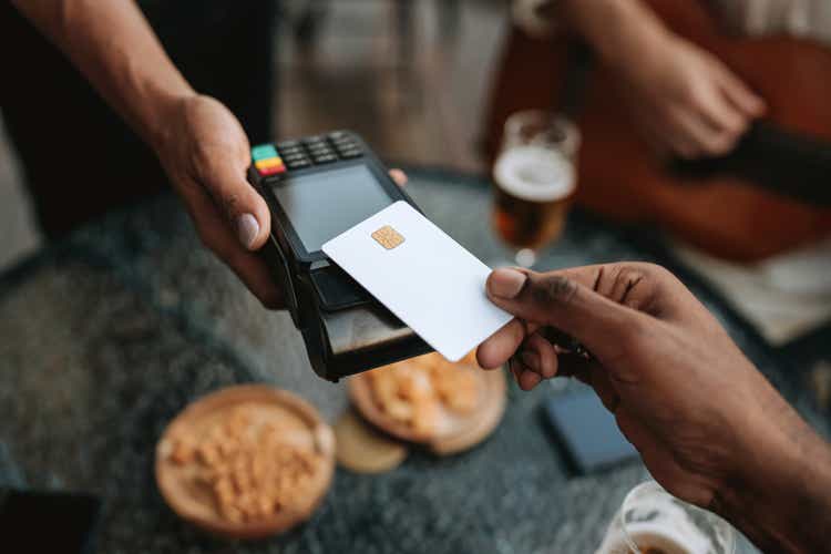 contactless payment with credit card