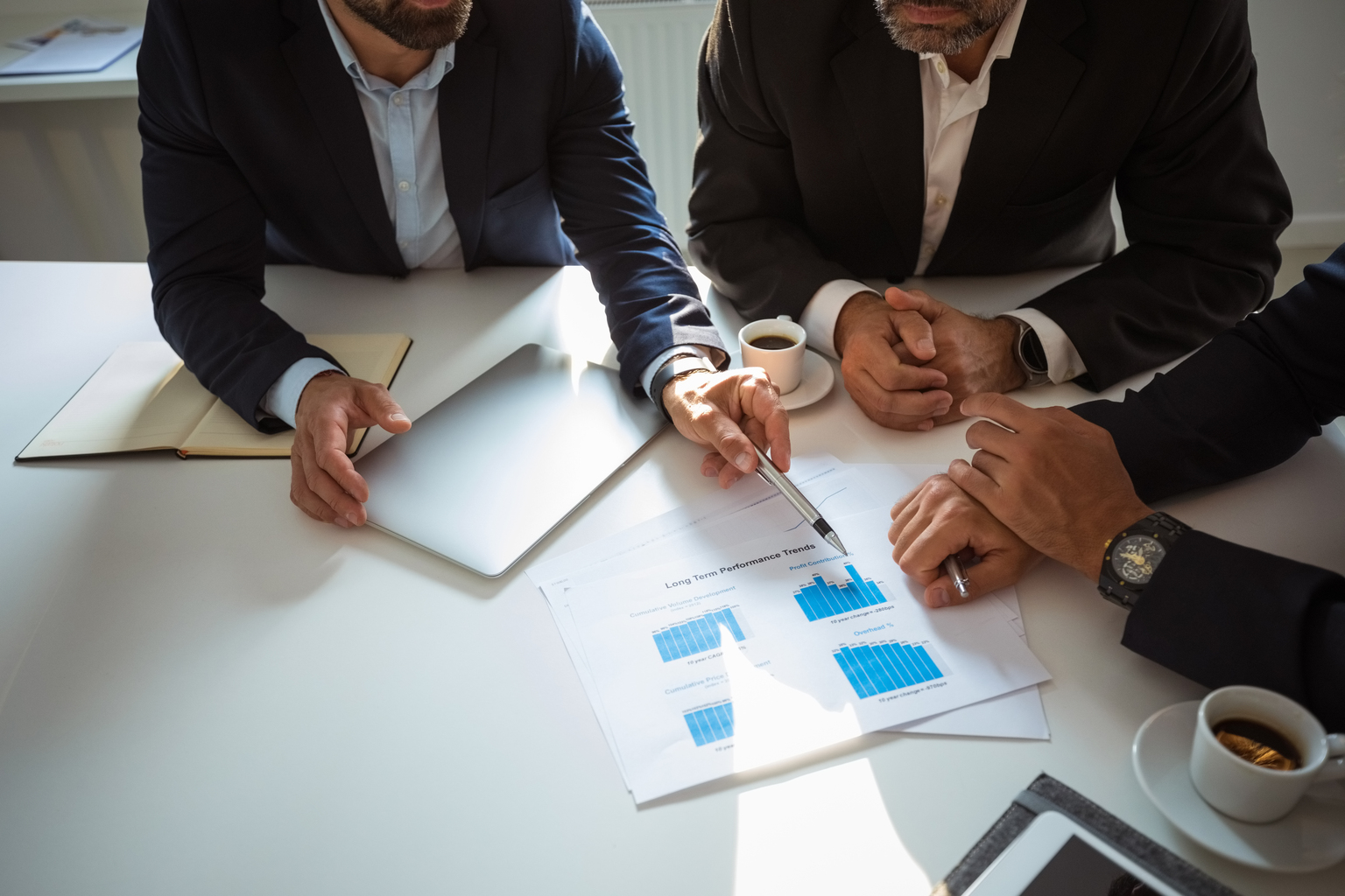 seekingalpha.com - AllianceBernstein (AB) - The New Insurance Playbook: Scale, Specialization And Smarter Capital