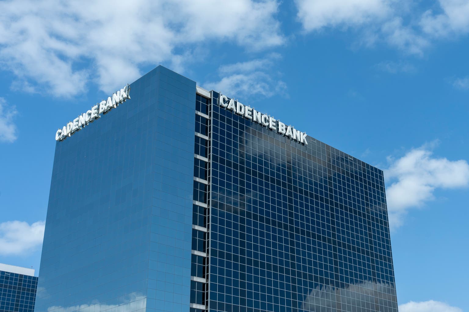 Cadence Bank: Shares Get Cheaper Amid Mounting Economic Uncertainty