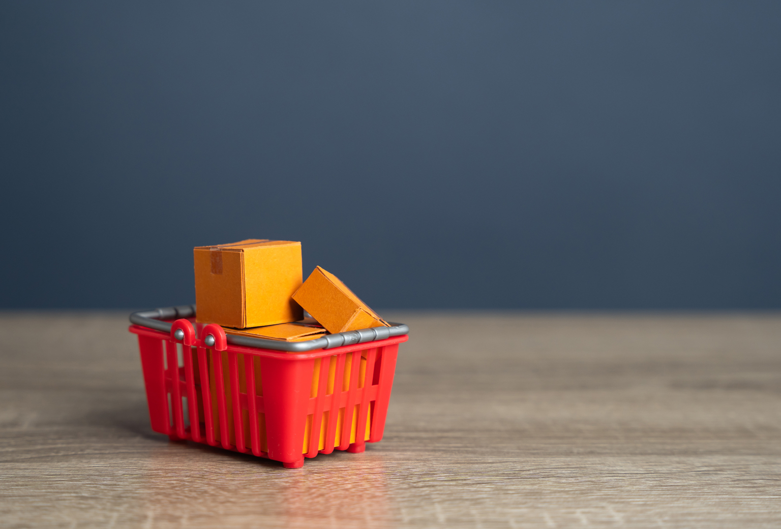 seekingalpha.com - Monica L. Correa - Top retail Quant stocks as Walmart is S&P 500's top gainer (XRT:NYSEARCA)