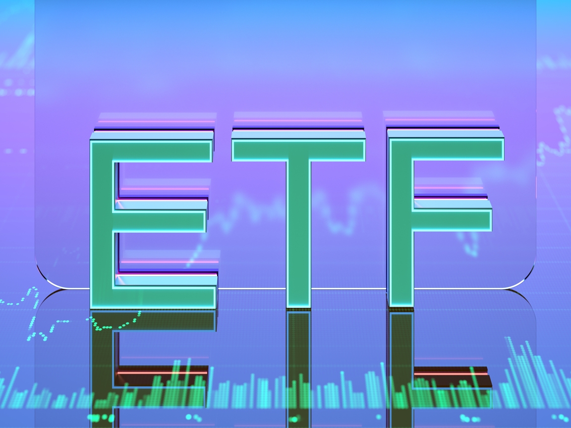 More than 20 ETFs dropped over 10% on Monday as DeepSeek shakes Wall Street  | Seeking Alpha