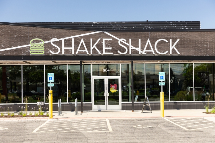Shake Shack in Vernon Hills, IL.