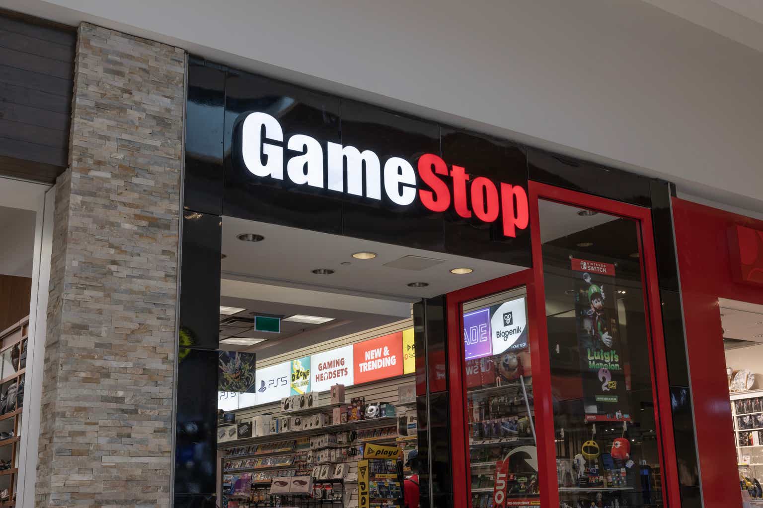 GameStop: Even Screaming Kittens Can't Save It Now (Strong Sell)