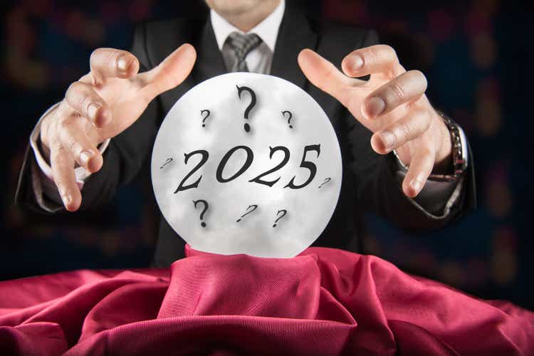 What will happen in 2024 is visible in the crystal ball