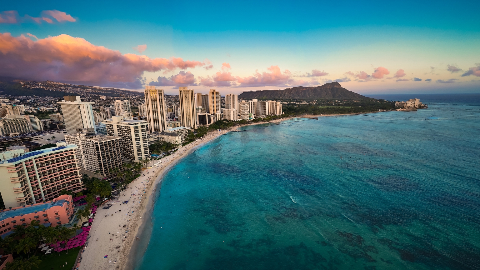 Park Hotels & Resorts: Luxury Assets, Fragile Fundamentals (NYSE:PK)