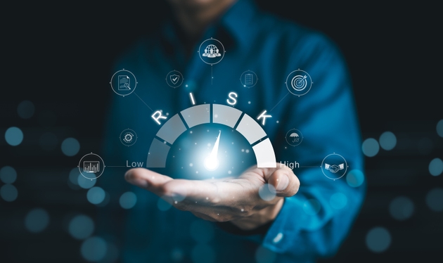 Short Term Risks Sign SCHG ETF: Excellent High-Quality Growth ETF Comes With Big Short-Term ...