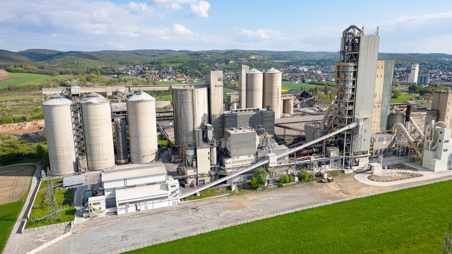 Holcim: Good Choice To Rotate After Q1 2025 And Before U.S. Spin-Off