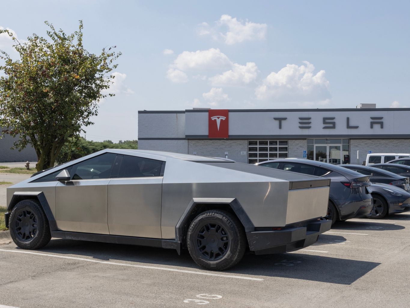 Tesla: The Party Is Coming To An End (NASDAQ:TSLA) | Seeking Alpha